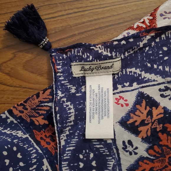 Lucky Brand Rockefeller 100% Silk Scarf - Picture 6 of 7